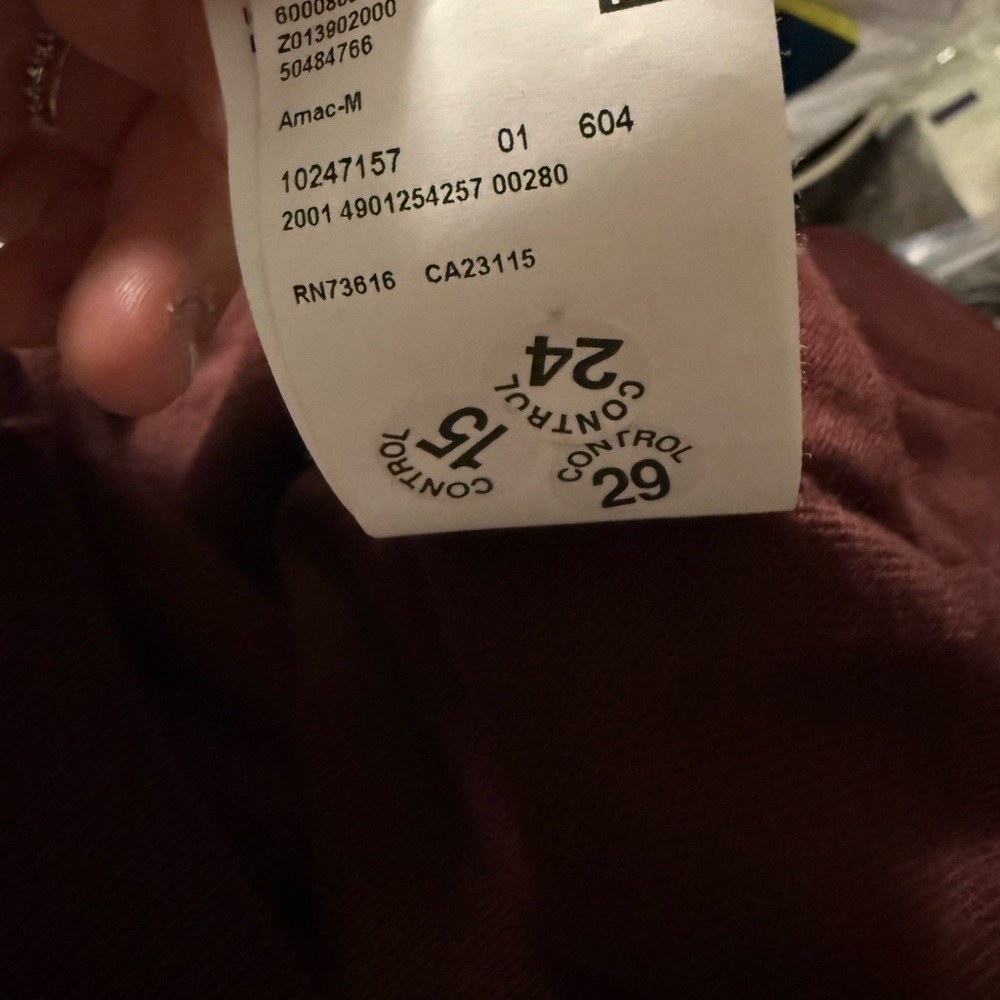 BOSS by Hugo Boss Men’s Mock Neck Maroon Sweater size Medium w/BOSS Embroidery - Picture 9 of 9